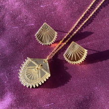 Load image into Gallery viewer, Anisha Parmar LOTUS STUDS &amp; NECKLACE SET
